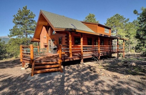 Hillside House | The "Quintessential" Cabin in the Woods.