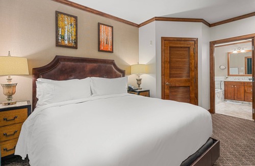 Aspen Hotel | The Ritz-Carlton | Three-Bedroom Premier 8307, Ski-in & Ski-out Resort in Aspen Highlands