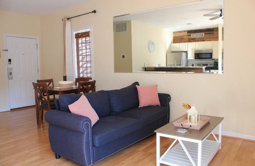 Sea Trail Apartment | The Royal Villa at 215