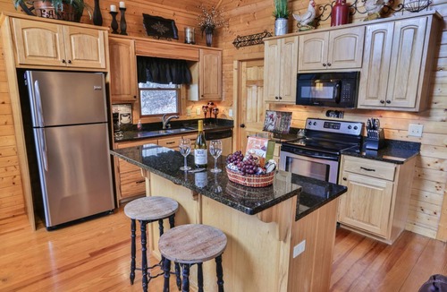 Walnut Mountain Cabin | The Sleepy Hollow Lodge