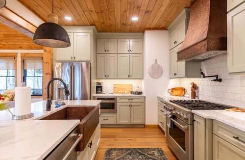 Sugar Mountain House | The Sugar Chalet - Luxury home on Sugar, easy access, views!