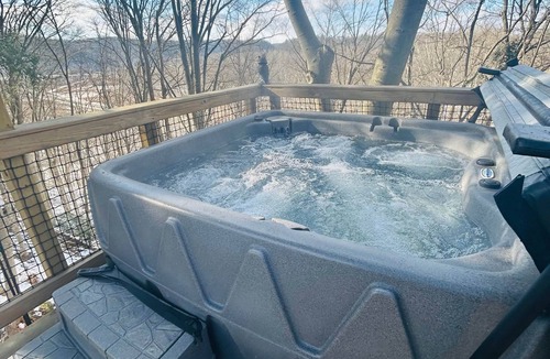 Rockbridge House | The Time Machine Treehouse