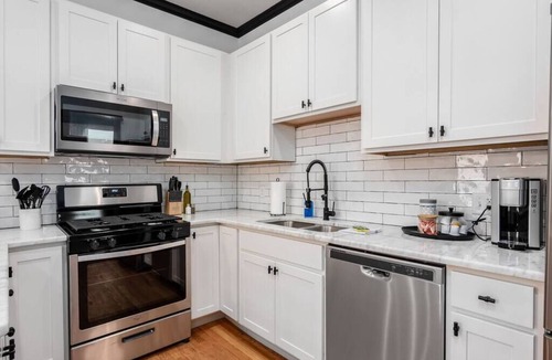 Victorian Village Apartment | This apartment is a 1 bedroom(s), 1 bathrooms, located in Columbus, OH.