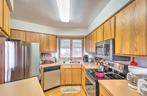Wolf Laurel Cabin | This cabin is a 2 bedroom(s), 2 bathrooms, located in Mars Hill, NC.