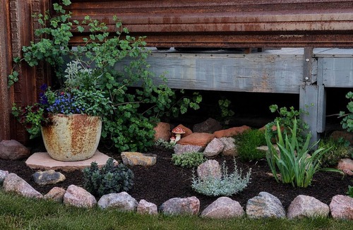 Cascade-Chipita Park Cabin | This mountain cabin is perfect for a couple or single person get away.