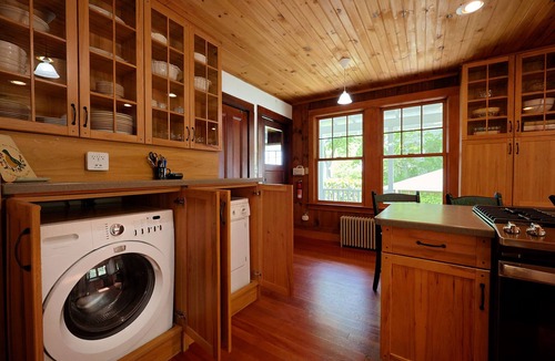 Gloucester House | Tidebend: River views and gracious comfort