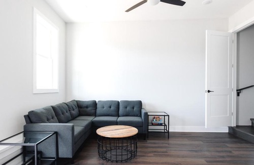 Woodfin Apartment | Tranquil River Home