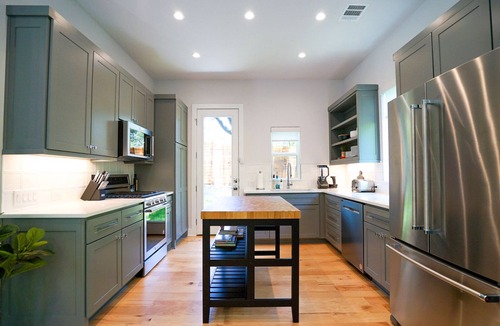 South River City House | Travis Heights Getaway - Stamford B!