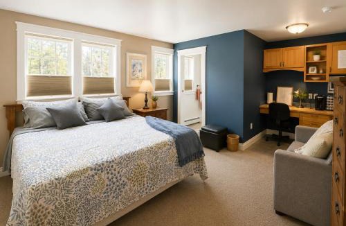 Kodiak Apartment | Triple Tree Suites