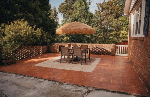 Little River House | Tropical Large 3 Bedroom Pool Home in Little River minutes to beaches sleeps 9