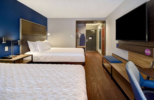 Concord Hotel | Tru by Hilton Concord