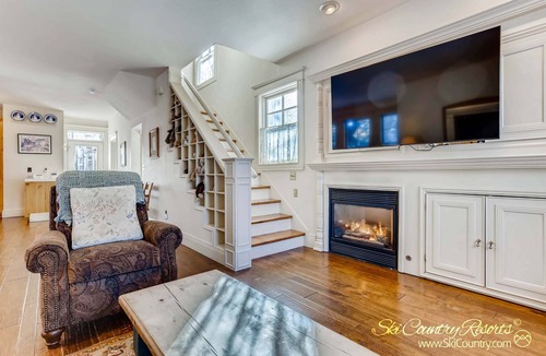 Historic District House | True Breck Gem. Main St Location - STEPS from Gondola, Walk EVERYWHERE B304D