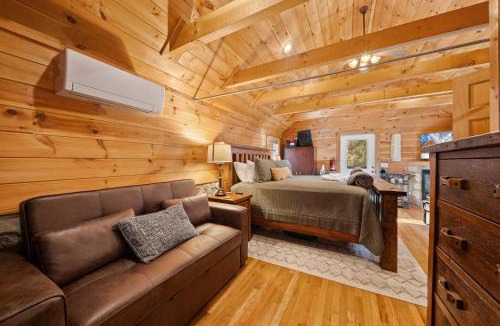 Charter Hills House | Tucked Inn at Beech