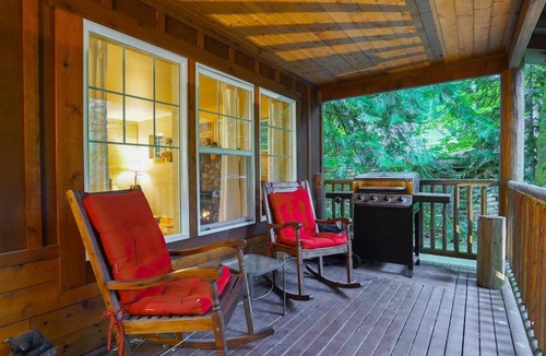 Warnick House | Twin Lakes Cabin