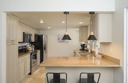 Applewood Villages House | Ultimate Group Retreat, 2 Homes 2 Hot Tubs, Sauna