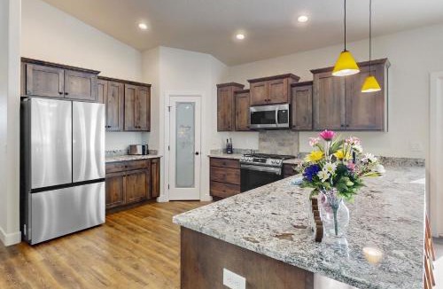 Rye House | 'Under the Rye Sky' New-Build Home Near Trails!