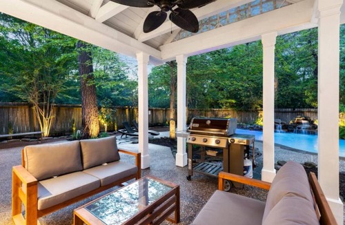 The Woodlands House | Unique Mid century modern in The Woodlands