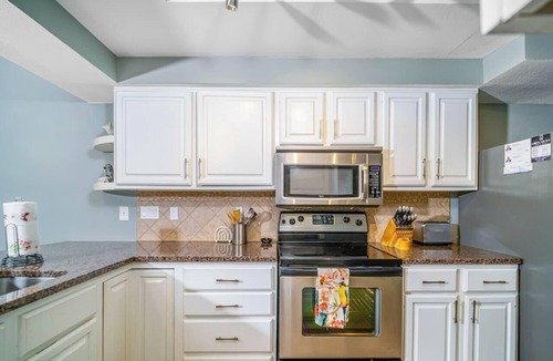 Highland Lake Estates Condo | UNIT 1123 2/2 Villa on Lake Travis