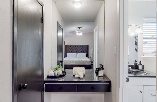 Coronado Hills House | Updated house in Austin with a large yard and game room