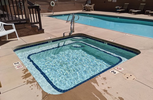 Durango Condo | Updated Modern In-Town Condo | Pool | Hot Tub