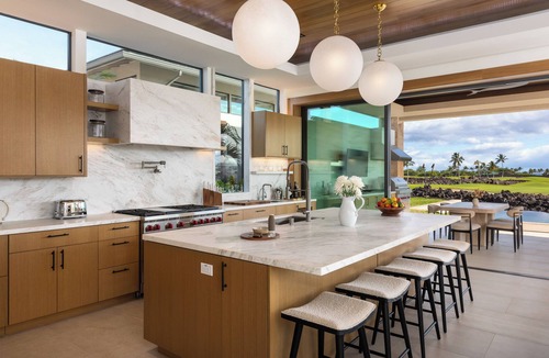Waikoloa House | Upscale 6BR One Ocean Estate (GE3) at Mauna Lani – Golf Course Views & Pool