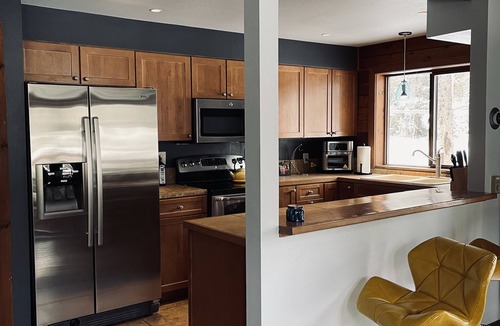 Alma House | Upscale Rustic Mountain House in Alma. 20 min from Breckenridge -SUPERHOST!