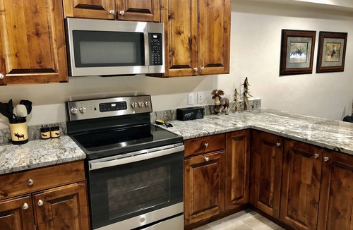 Peak 9 House | Upscale Ski-in/Ski-out Retreat; Only a few days left. Discounts available!