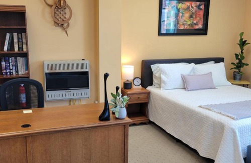 Cynthiana House | Upstage Stay