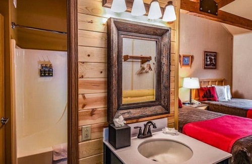 Denali Hotel | Denali Bluffs Hotel by Aspen Hotels