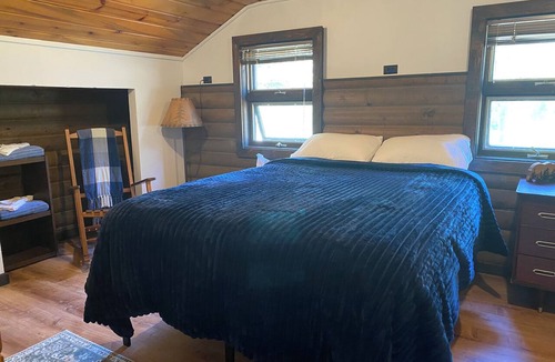 Valdez Cabin | Valdez Lodge