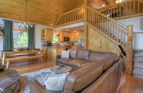 Bayfield House | Vallecito Hillside Hideaway in Bayfield CO
