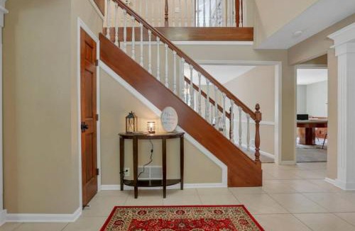 Lancaster Villa | Valley View Villa