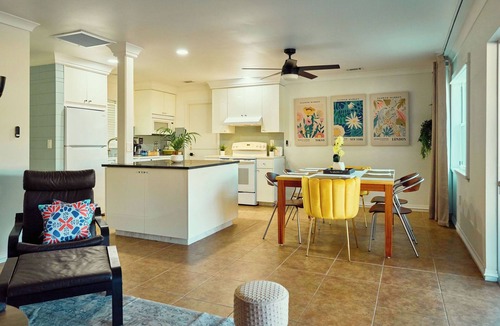 Venice Villa | Venice Island Villa/walk to beach/heated swimspa-pool/2Bed 2-Bath/bikes/grill