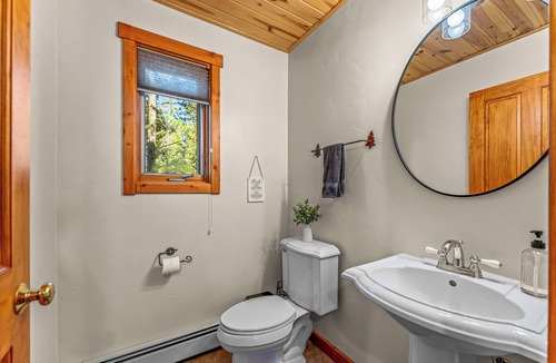 Grand View Highlands Cabin | Views! 4k SqFt! Hot tub! Gym! 4 King Suites+BunkRm