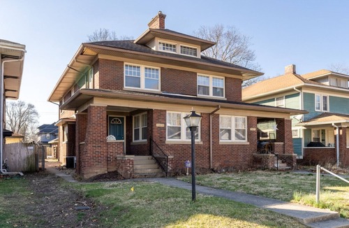 Meridian-Kessler House | Voted Top Unique Stay | Light Show | Central