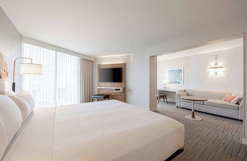 Waikiki Resort | Waikiki Beach Marriott Resort & Spa