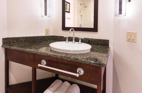 Kamuela Resort | Waikoloa Village 2 Bedroom Sleeps 6