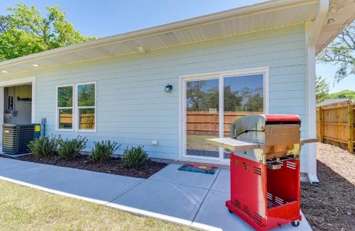 Ocean Isle Beach House | Walk to Restaurants! Coastal Carolina Escape