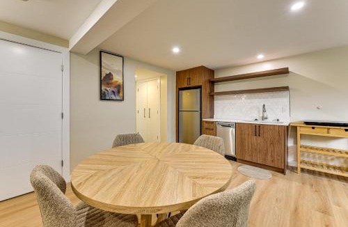 Seattle Metro Area Apartment | Walk to Seward Park, Near Lumen! Pet-Friendly Apt