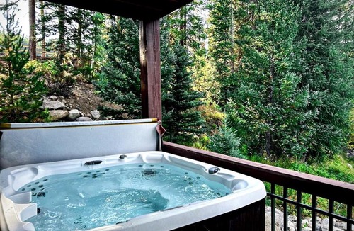 Old Town House | Walk to Slopes 2 Hot Tubs Spectacular Views