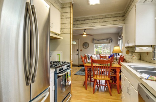 Forks Cottage | Walk to Twilight Sites! Forks Home w/Hot Tub
