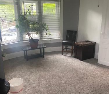Walnut Hills House | Walnut Hills Studio/Private room