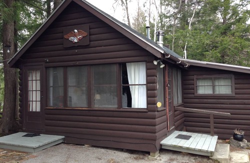Deering Cottage | Waterfront Cottage with Large Dock