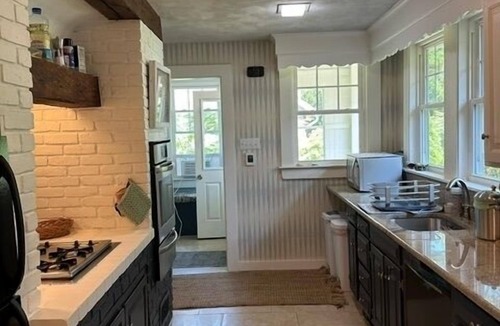 Gloucester House | Waterfront Home! Stunning sunsets, swimming, paddling!