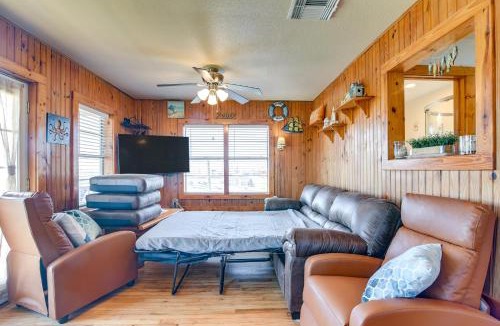 Cedar Lane House | Waterfront Texas Abode w/Boat Ramp, Pets Welcome