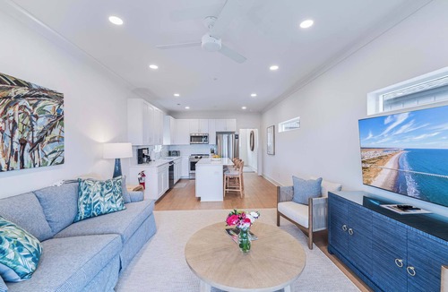Georgetown House | Waterfront Villa with Pool & Boat Slip