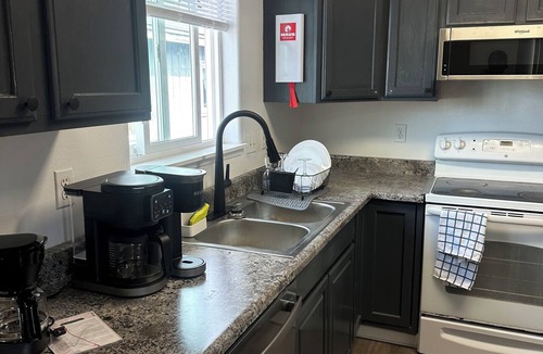 Sand Lake House | Welcoming 4-bedroom house in Anchorage for a relaxing stay