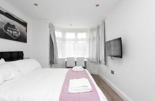 Wembley Central Apartment | Wembley Studios 2