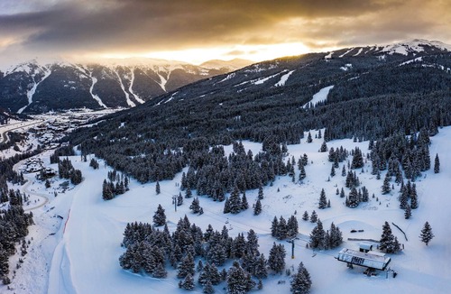 Copper Mountain Village Hotel | West Lake Lodge Hotel Style Room with 2 Beds #304A by RedAwning