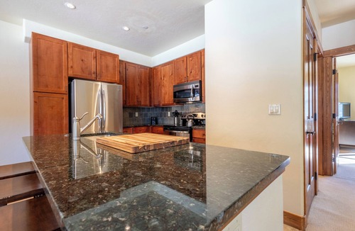 Copper Mountain Village House | West Village 3 bedroom, free WiFi, sleeps 8.